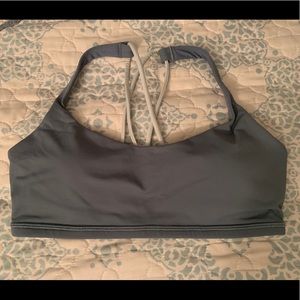 Lululemon free to be bra